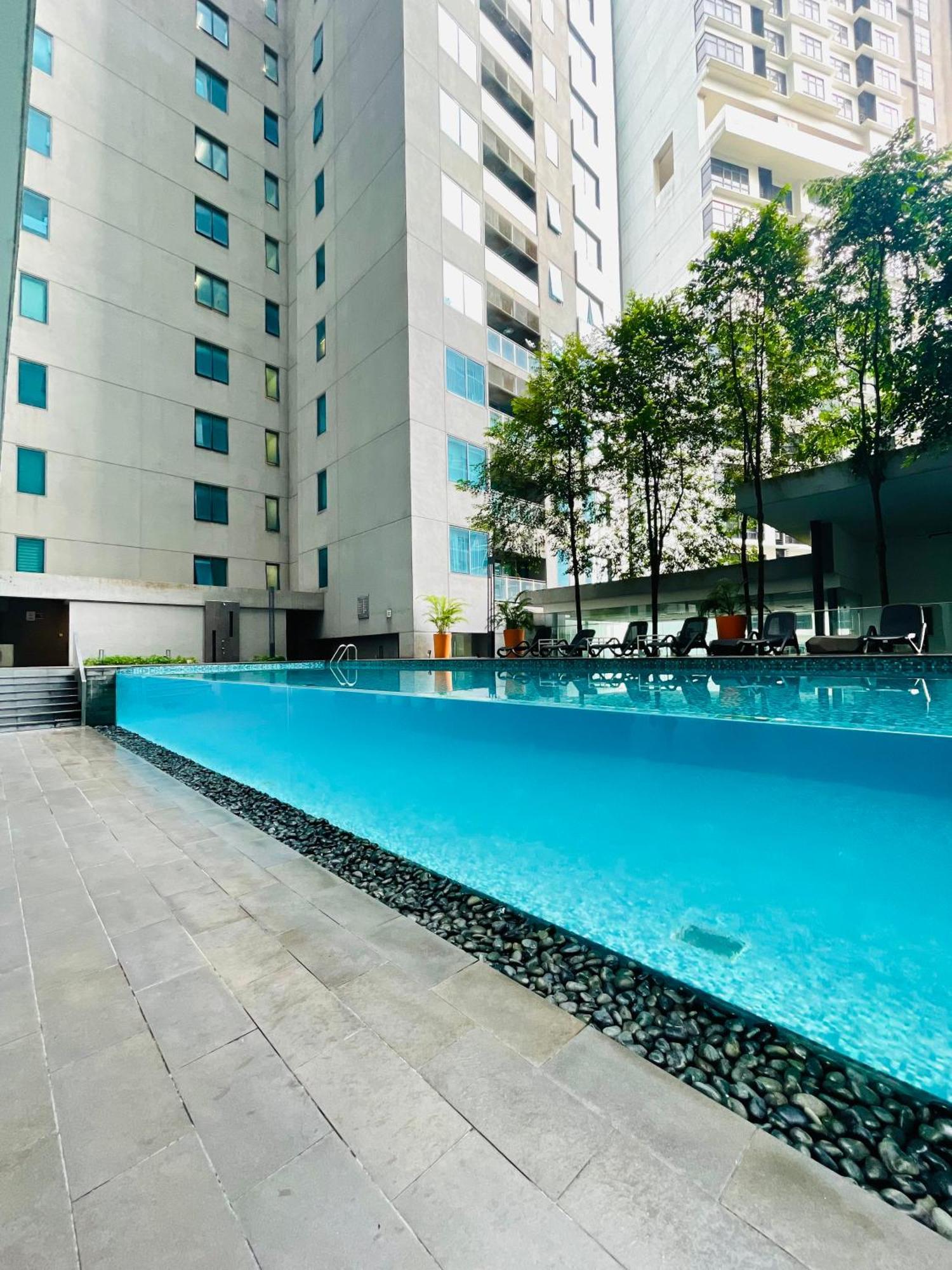 Summer Suites Klcc By Impexia Kuala Lumpur Zewnętrze zdjęcie